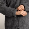 Oversize bundy z umělých kožichů s kapucí podšitou umělou kožešinou Oversize bundy z umělých kožichů s kapucí podšitou umělou kožešinou