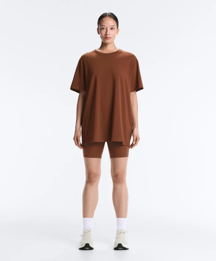 Oversize tričko s krátkým rukávem ze směsi bavlny v kraťasech Oversize tričko s krátkým rukávem ze směsi bavlny v kraťasech