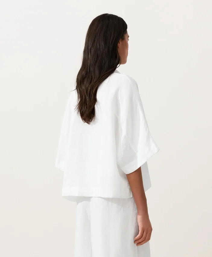 Oversized košile s krátkými rukávy ze 100 % lnu Oversized košile s krátkými rukávy ze 100 % lnu