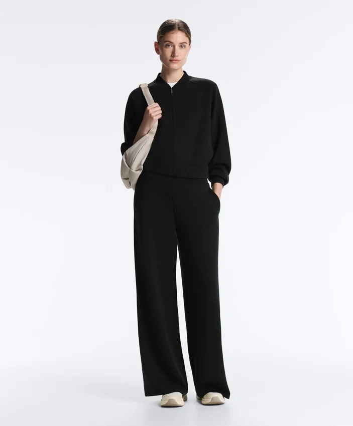 Pruhovaná bomber bundy z Soft Touch modalu Pruhovaná bomber bundy z Soft Touch modalu