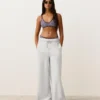 Pruhované texturované topy pro bikiny s vázáním za krkem Pruhované texturované topy pro bikiny s vázáním za krkem