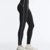Reflexní Compressive legíny s vysokým pasem a Core Control, délka po kotníky Reflexní Compressive legíny s vysokým pasem a Core Control, délka po kotníky