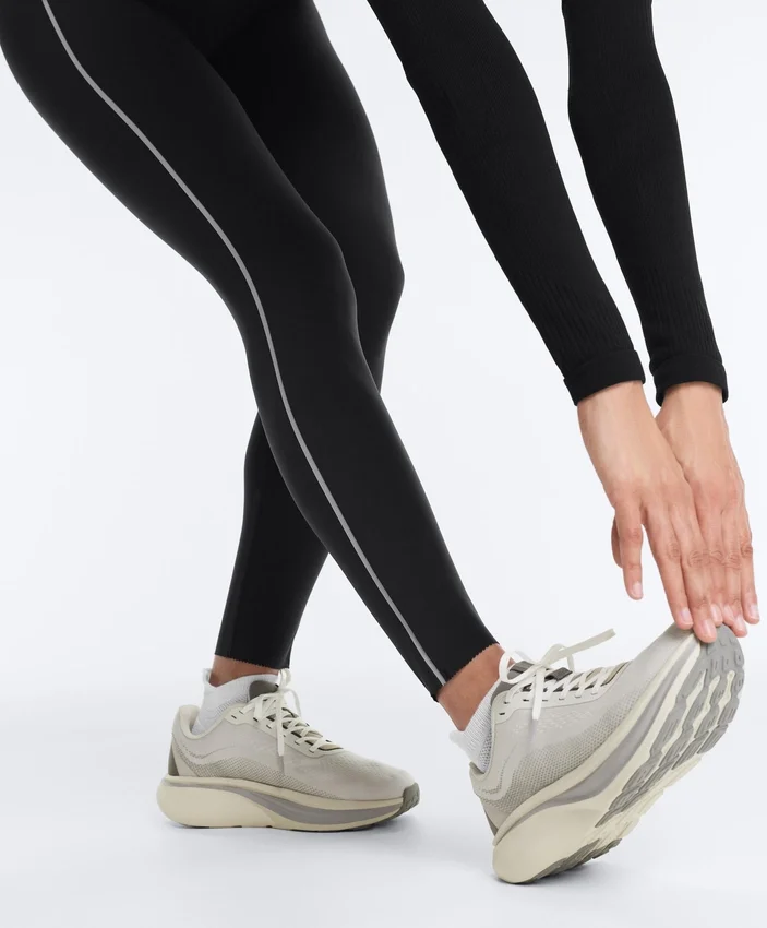 Reflexní Compressive legíny s vysokým pasem a Core Control, délka po kotníky Reflexní Compressive legíny s vysokým pasem a Core Control, délka po kotníky