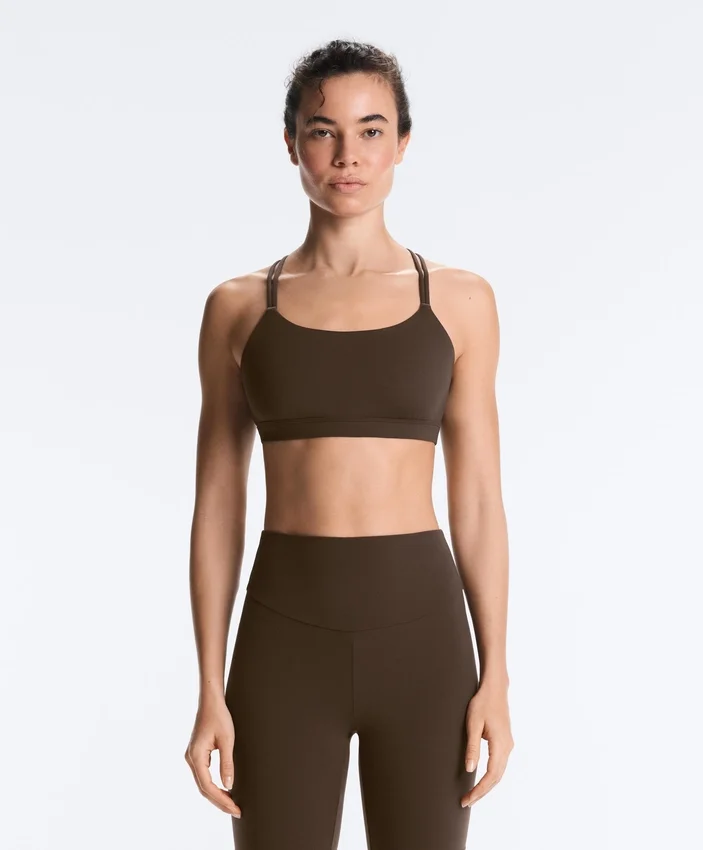 Sportovní podprsenka Comfortlux s lehkou oporou a kříženými ramínky Sportovní podprsenka Comfortlux s lehkou oporou a kříženými ramínky
