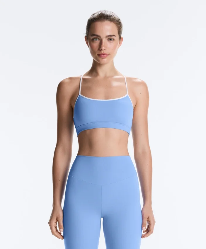 Sportovní podprsenka Comfortlux s lehkou oporou a lemováním Sportovní podprsenka Comfortlux s lehkou oporou a lemováním