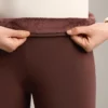 Super-extra-teplé bezešvé legíny s vysokým pasem (70 cm) a délkou ke kotníkům Super-extra-teplé bezešvé legíny s vysokým pasem (70 cm) a délkou ke kotníkům