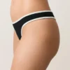 Tanga s kontrastním lemováním a výřezem do U jako u Bikiny kalhotek Tanga s kontrastním lemováním a výřezem do U jako u Bikiny kalhotek