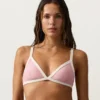 Trojúhelníkový bikini top s kontrastním lemováním
