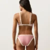 Trojúhelníkový bikini top s kontrastním lemováním