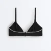 Trojúhelníkový bikini top s lemováním a vázáním Trojúhelníkový bikini top s lemováním a vázáním