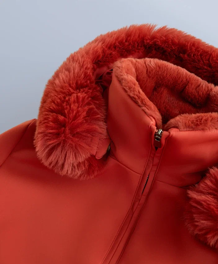 Voděodolná bundy Primaloft® Ski se superúzkým střihem Voděodolná bundy Primaloft® Ski se superúzkým střihem